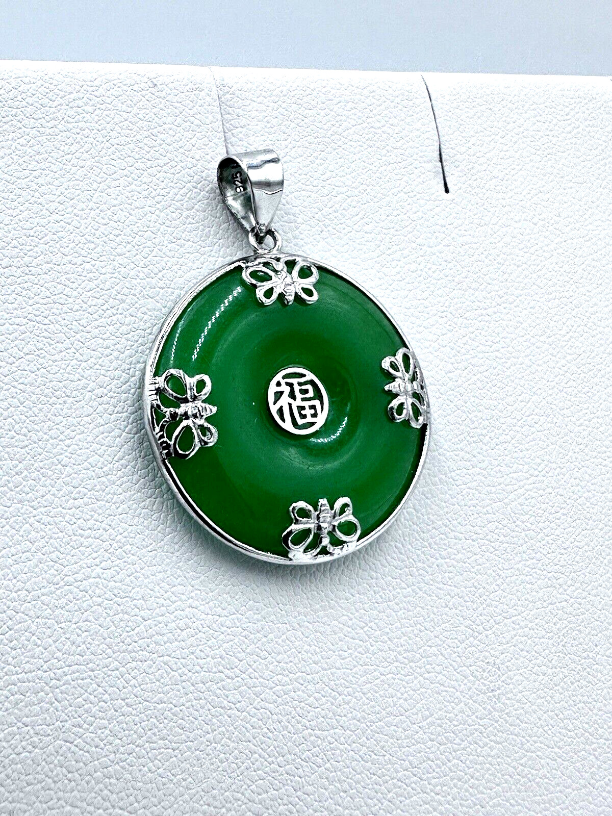 Sterling Silver Chinese Symbol Green Jade Pendant (26 mm)
