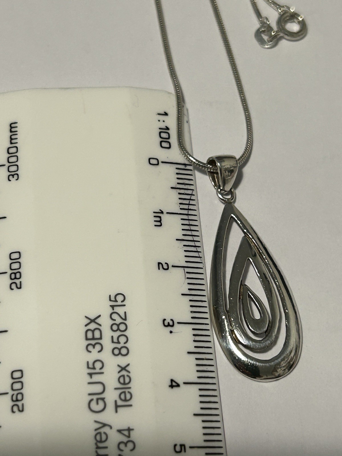 Vtg Sterling Silver 4cm Modernist Pendant on 40cm Snake Chain (7.28g)
