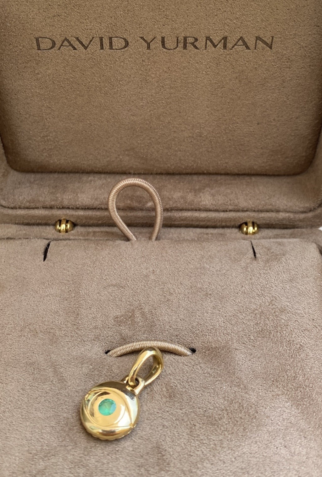 David Yurman 18K Gold Emerald Evil Eye Pendant Amulet Enhancer $2100+
