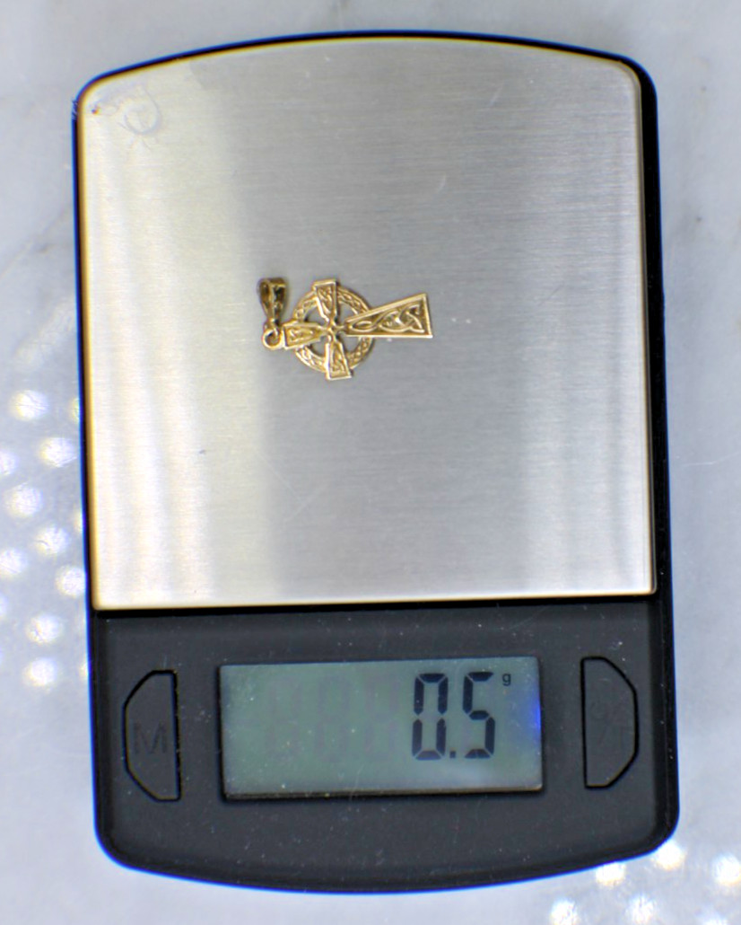 10K Yellow Gold Celtic Knot work Cross Pendant Charm Medal Intricate Detail