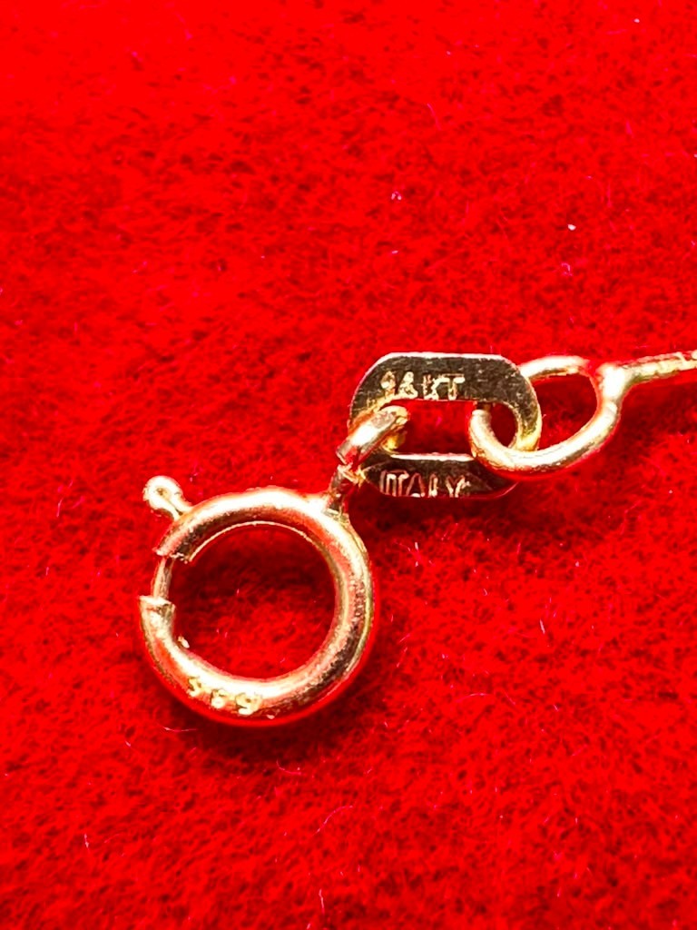 14K Box Link Chain With Diamonds Heart