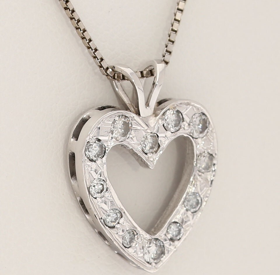 Diamond Heart Pendant Necklace 14K WG .40CT 18” Chain