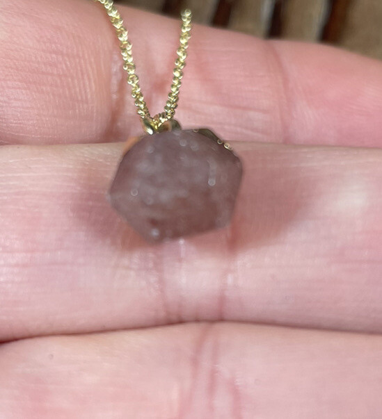 Rose pink quartz gemstone pendant necklace 14K GP yellow Gold chain 16-18