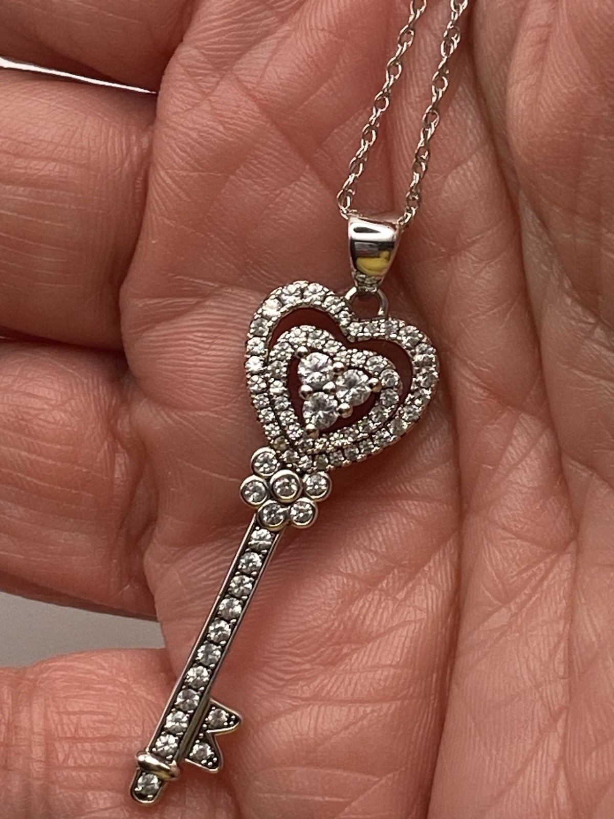 Zales Sterling Silver Key With Heart And Rhinestones On 925 Chain-18 Inches Box