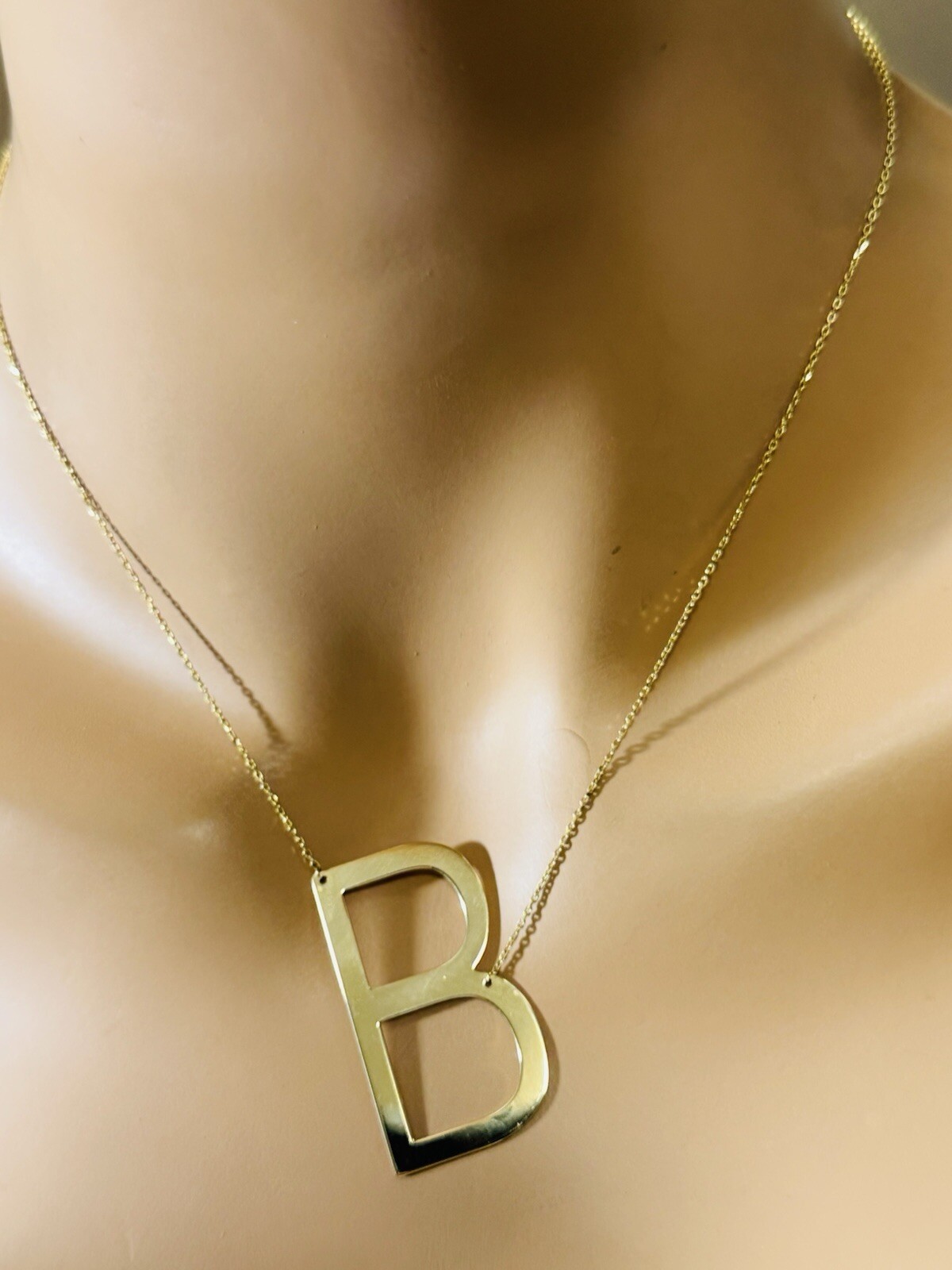 18K 750 Fine Gold Letter B initial Necklace 16.5/17.5” Long 1mm 4.8g WOMENS
