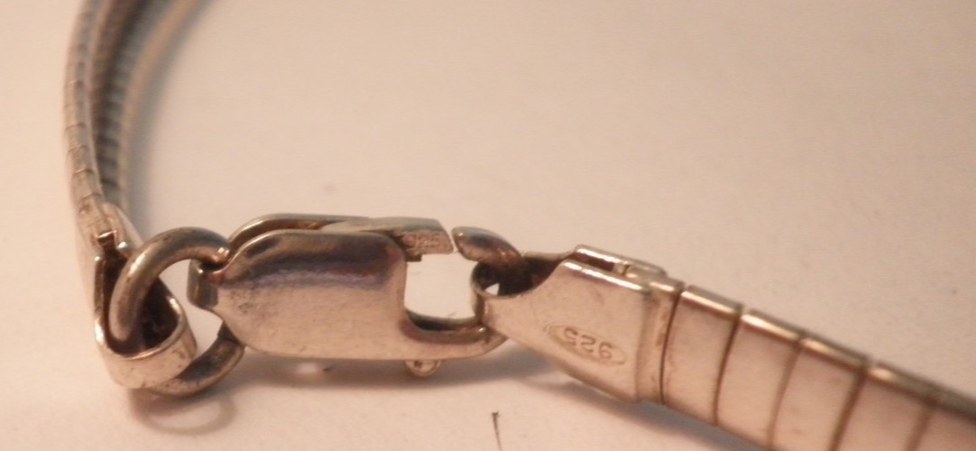 Sterling Silver 16″ Chain Necklace 7mm w/ Crystal Pendant 36.1 Grams-Excellent!
