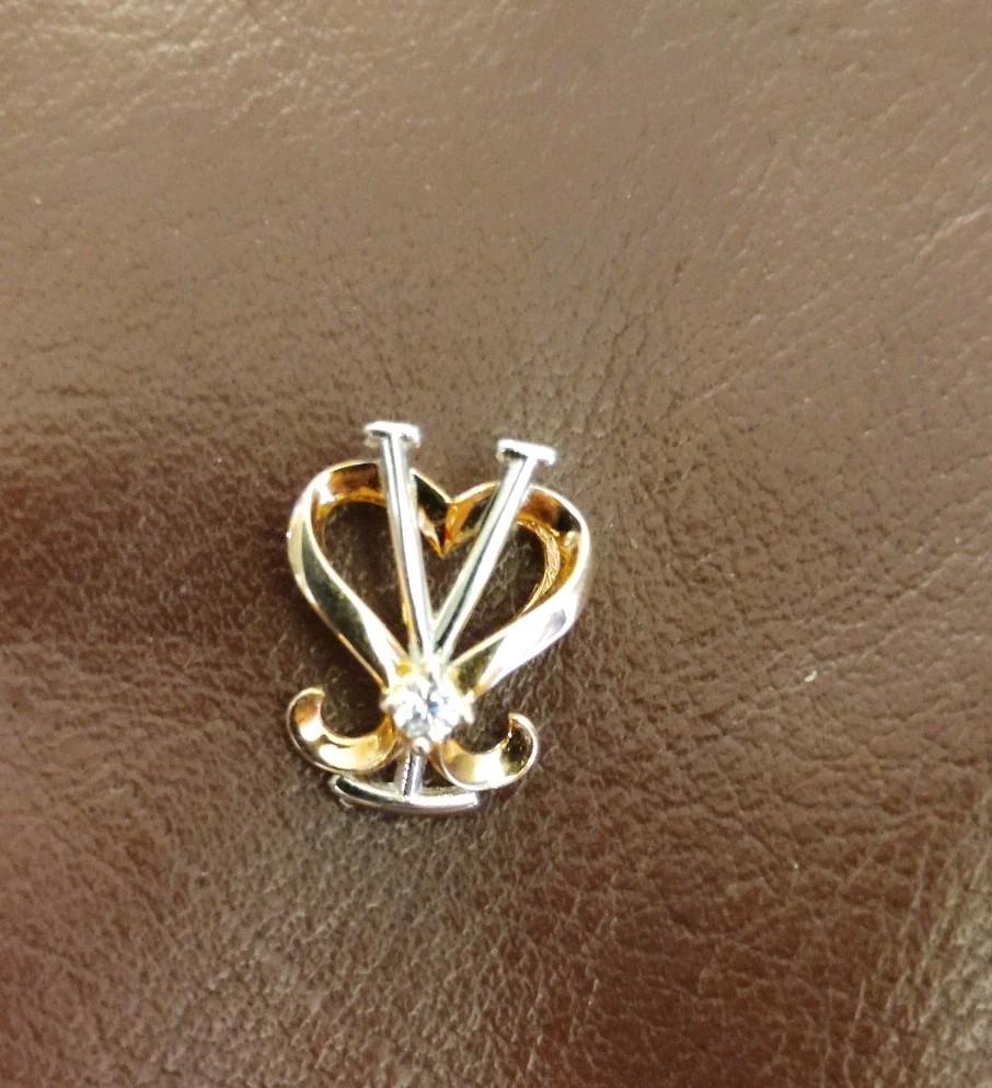 She-Said-Yes “Love Symbol” Round Cut 10k Solid Rose & White Gold Pendant (0.7gr)