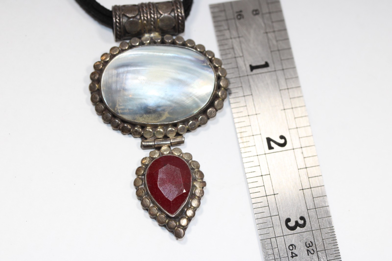 925 Sterling Silver Pearl MOP Garnet Pendant Leather Cord Necklace 18″ 41g #390