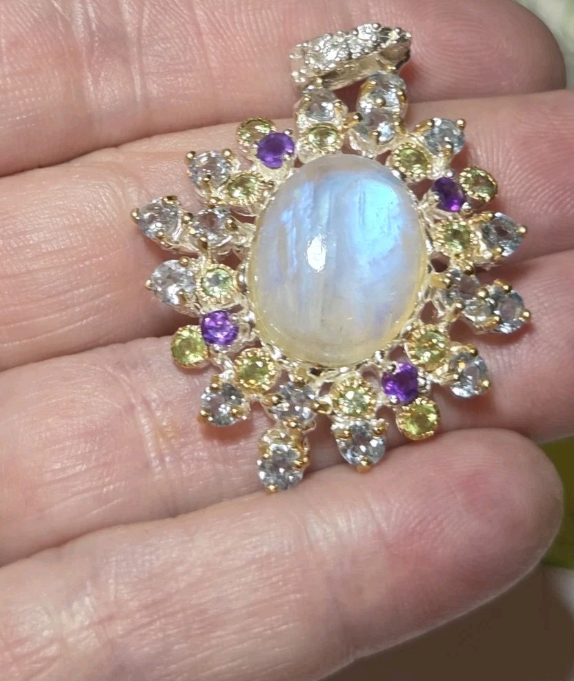 Unique Natural 10 ct Moonstone, Amethyst 925 Sterling Silver Pendant 2411