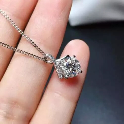 3Ct Round Cut VVS1 Diamond Pendant & Necklace 14K White Gold Finish Free Chain