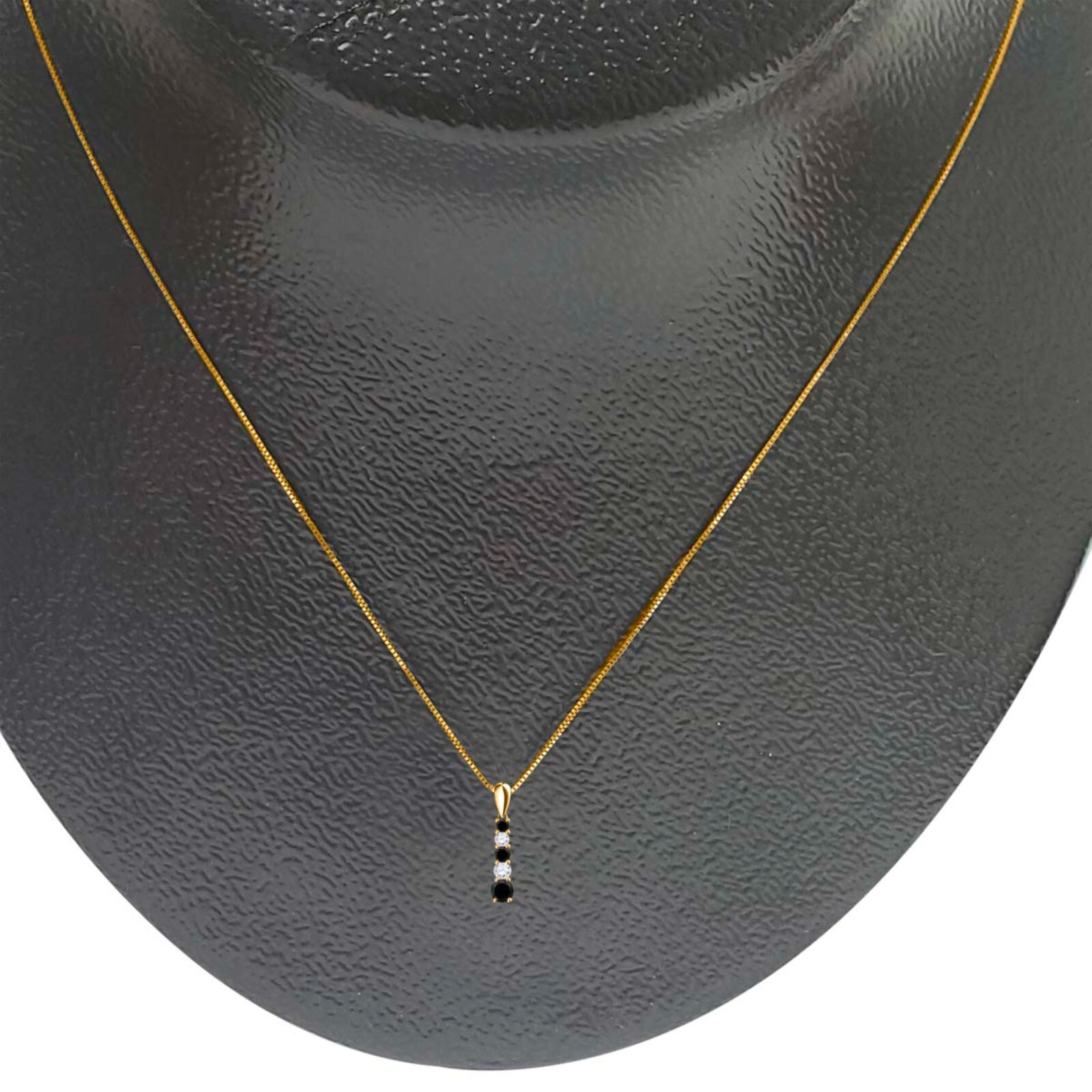0.75 Carat Natural Black & White Diamond Pendant Necklace for Women in 10K Gold