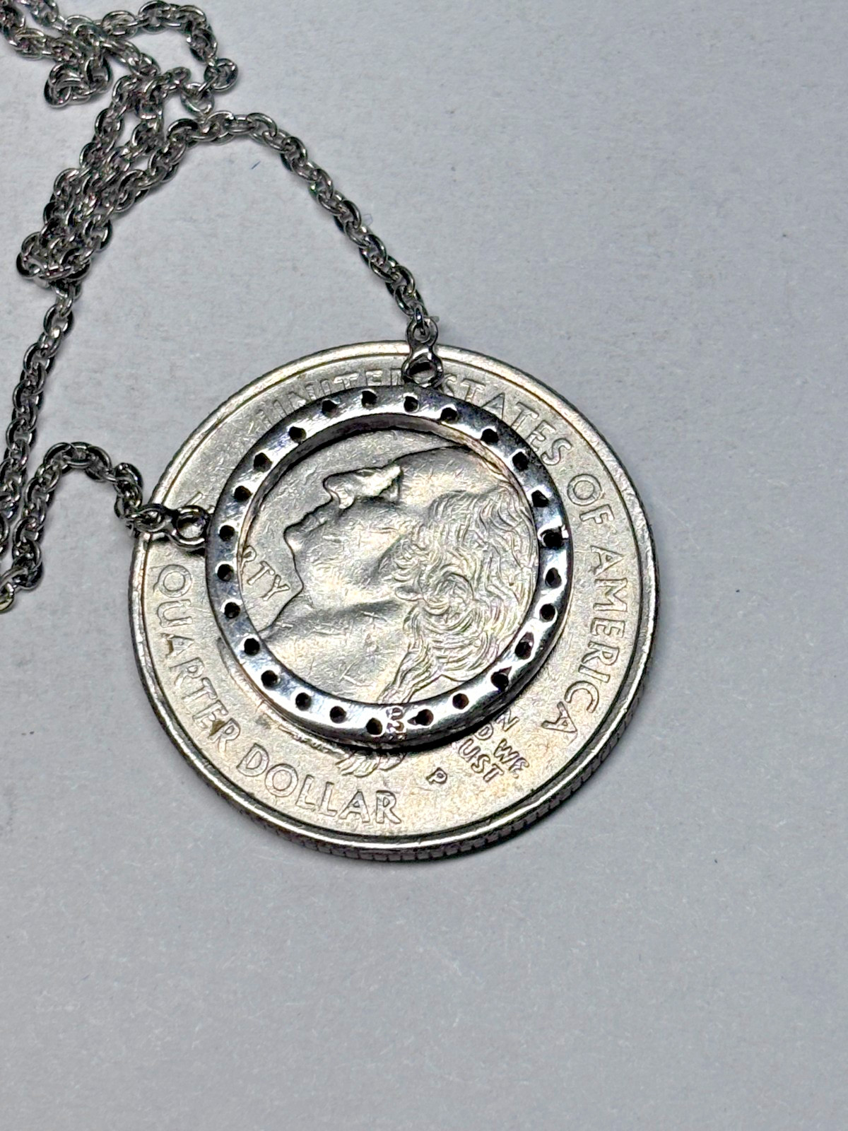 Sterling Silver Pave Diamonds Circle Pendant Chain Necklace 3.3g 17in