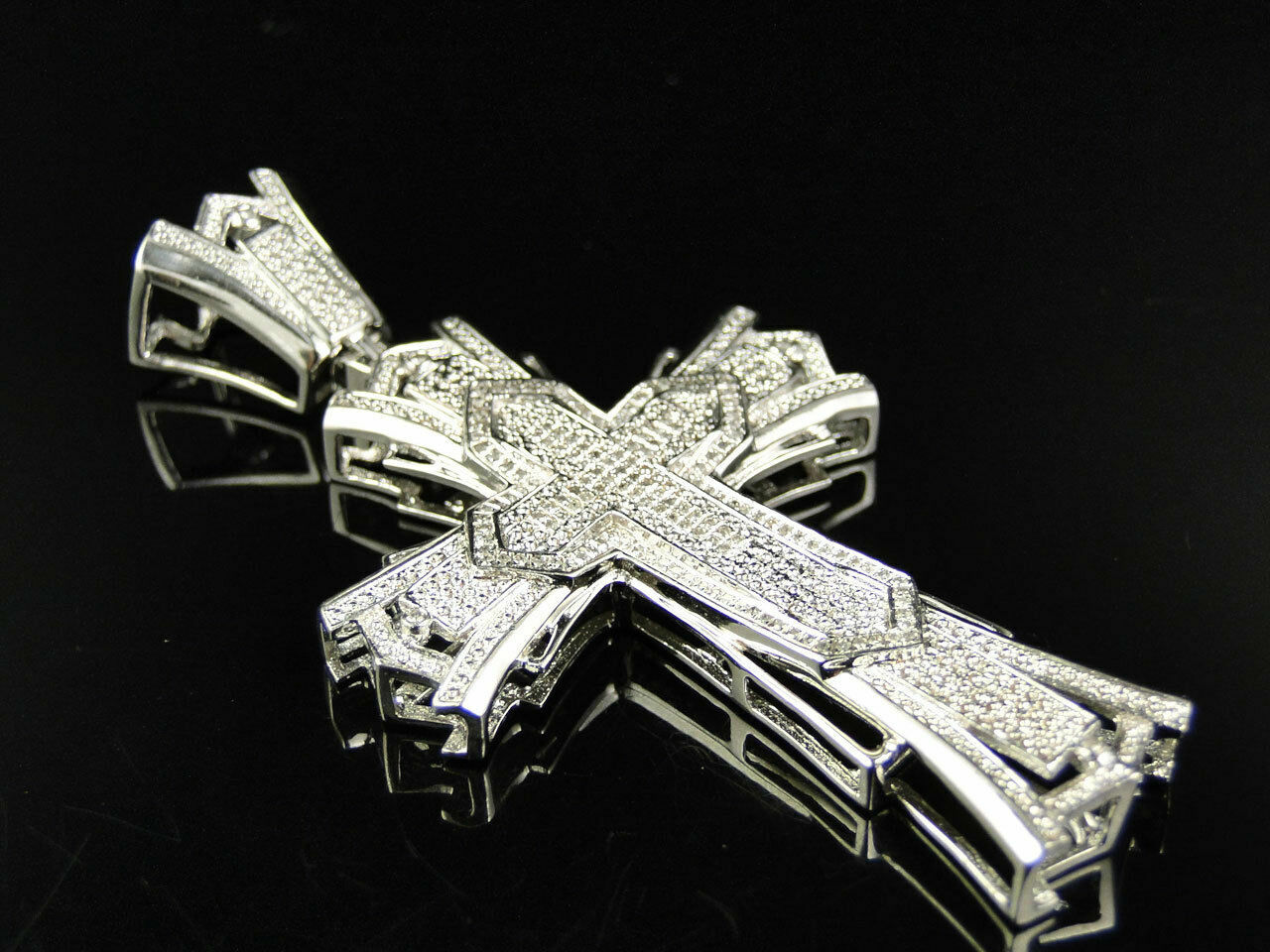 Mens Large Round Cut VVS1 3 Inch Diamond Mens Cross Pendant Charm 1.0 Ct