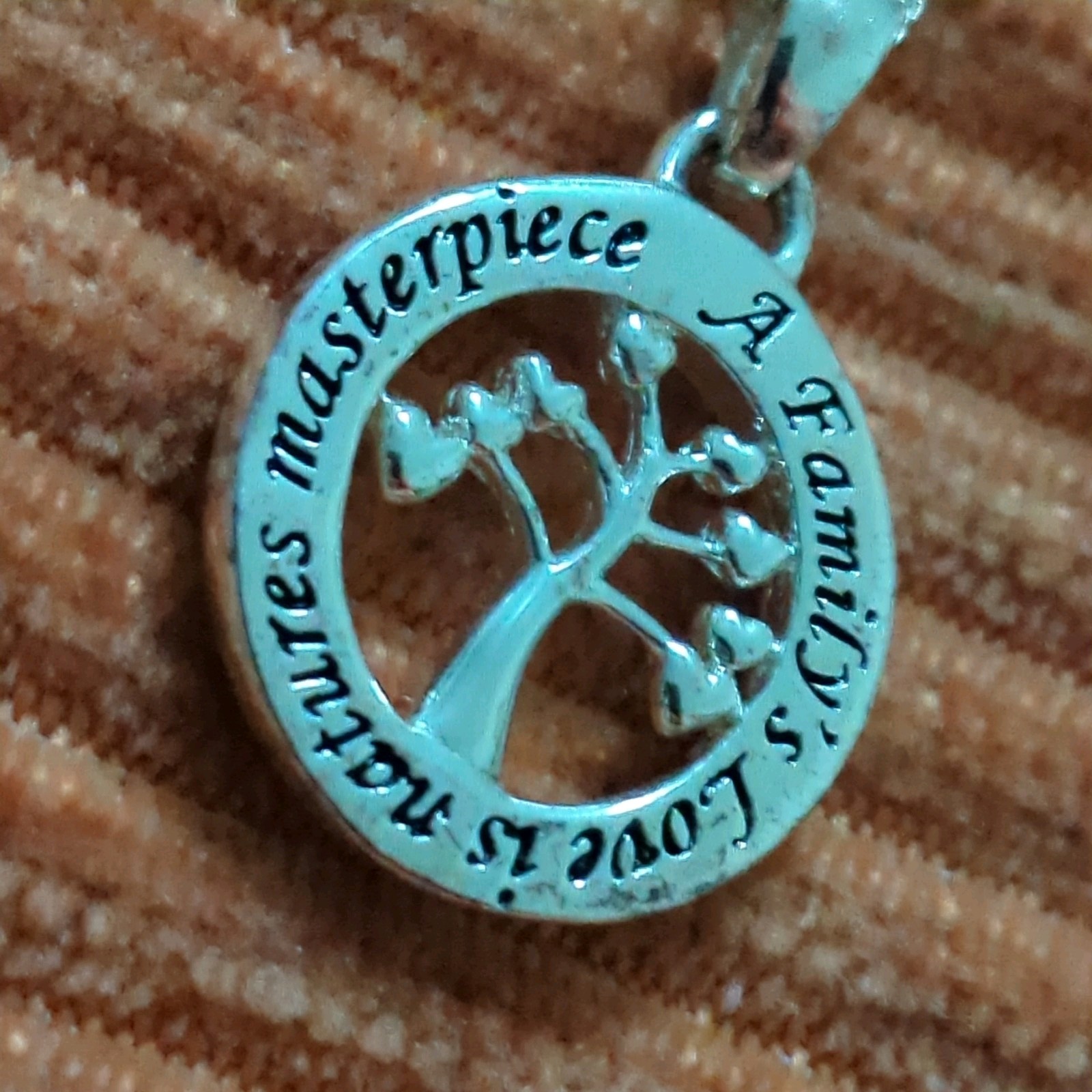 Silver 925 Tree Of Life Pendant & Chain A Family’s Love is Natures Masterpiece