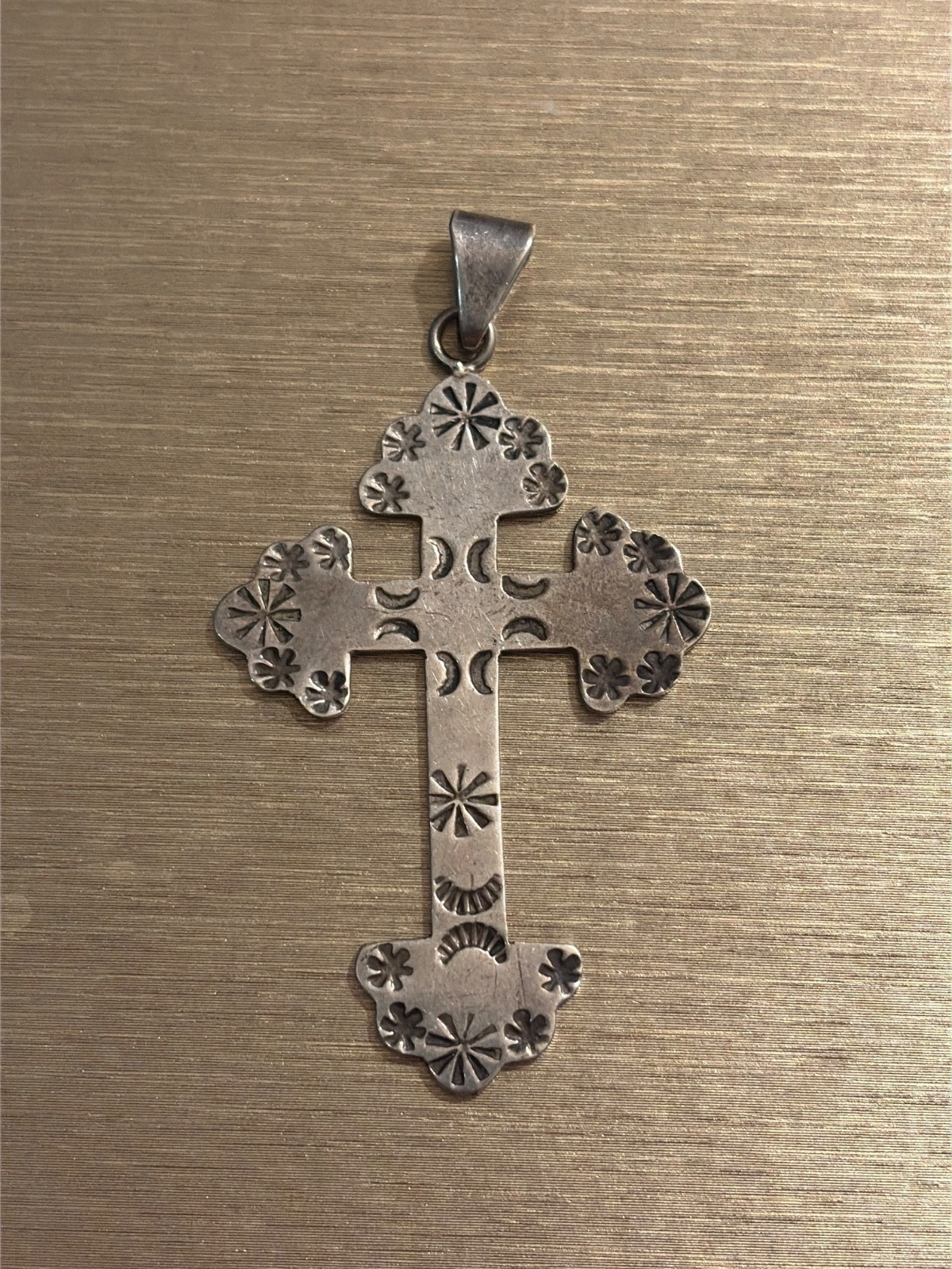 Large 925 sterling Silver Vintage Taxco Mexico Cross Sterling Silver Pendant