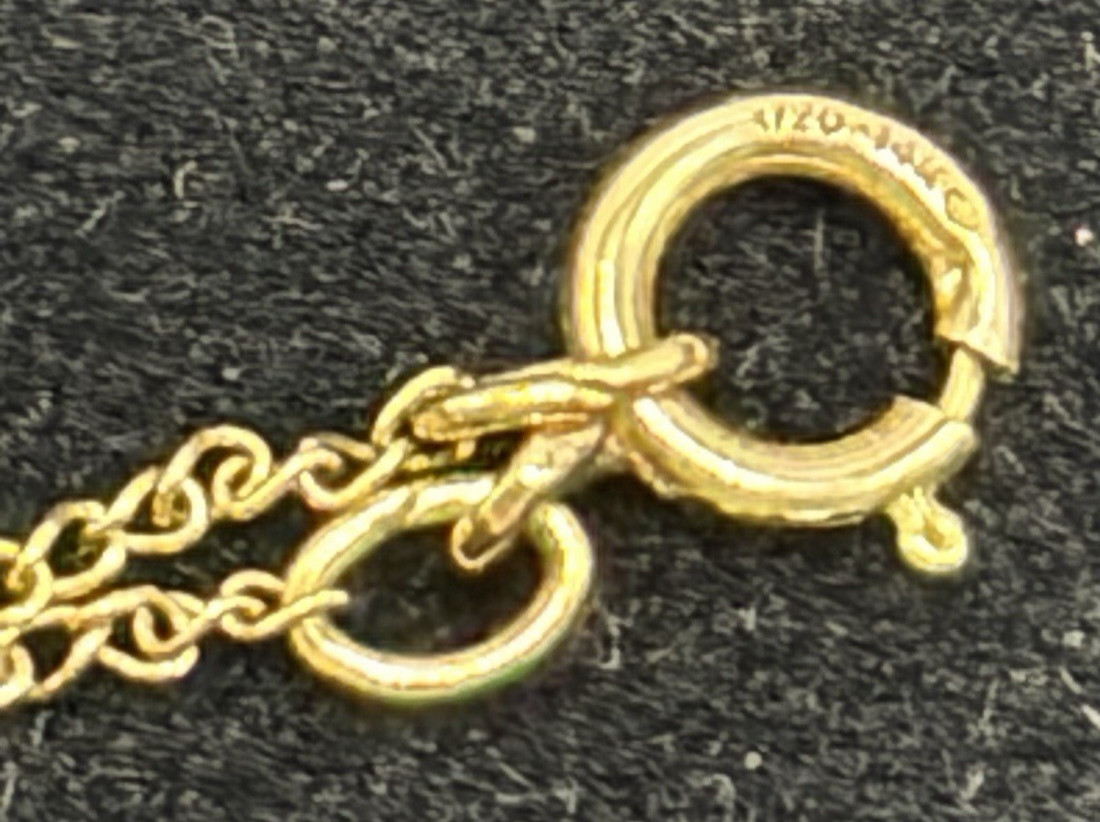 14K Gold Filled Men Women Dolphins Beach Pendant 7/8″ Chain 18″ Gift