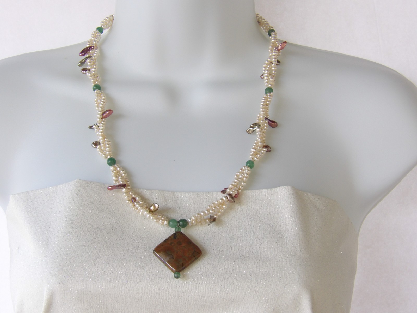 23 inches long Multicolor Aventurine & Genuine Freshwater Pearl Necklace NK958