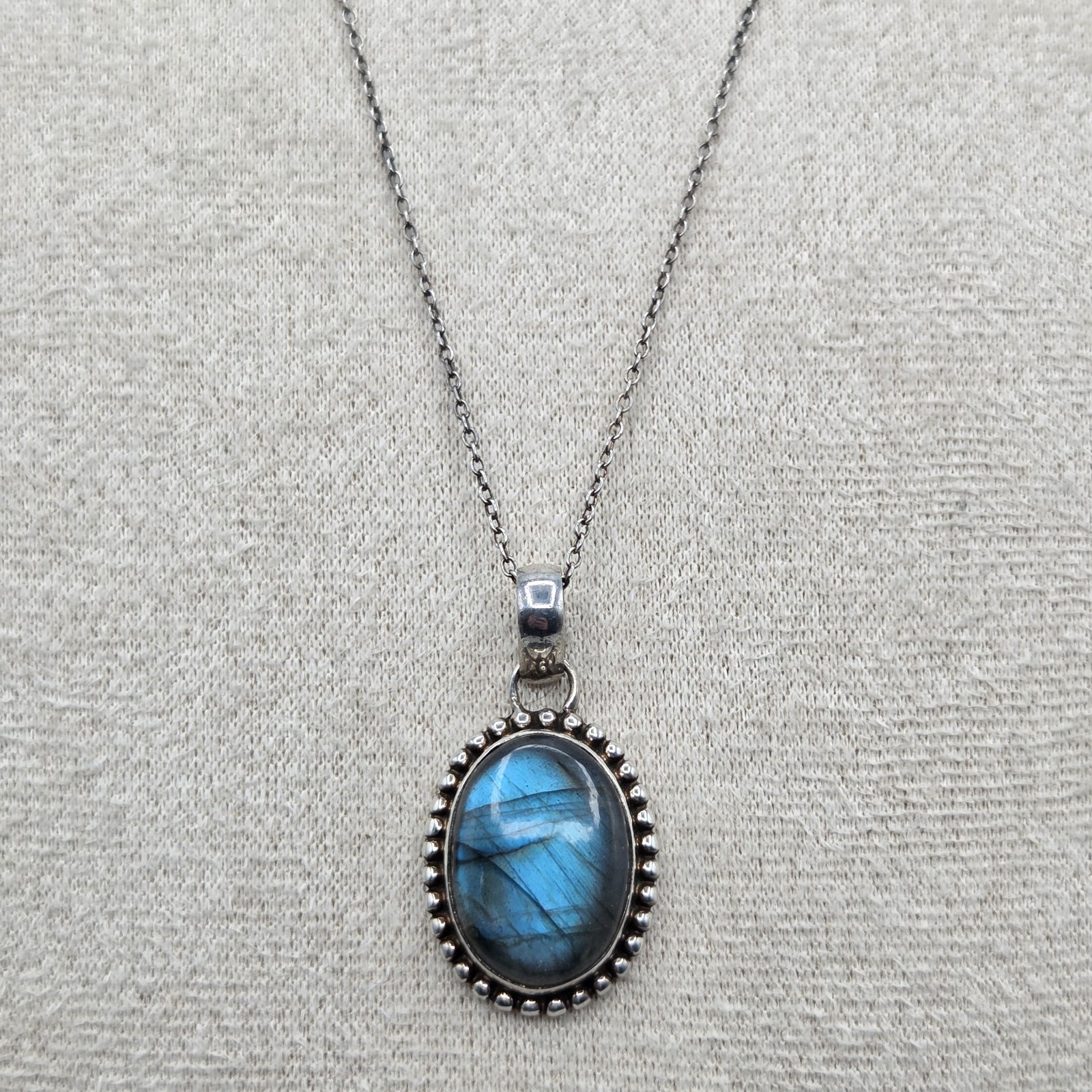 Vintage 925 Sterling Silver Labradorite Pendant Necklace India YS 18″ Chain