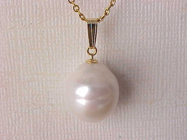 13.5MM X 16MM GENUINE WHITE PEARL PENDANT SOLID 14K YELLOW GOLD