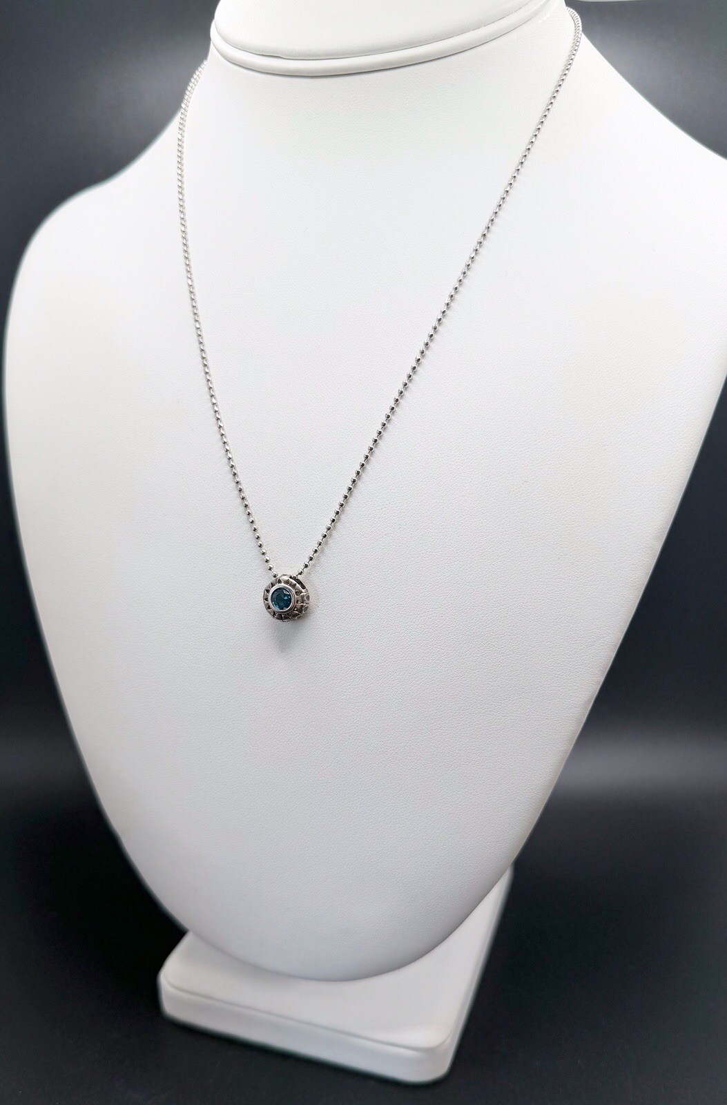 Blue Topaz 925 Sterling Silver Pendant Necklace Thailand 18” Ball Chain