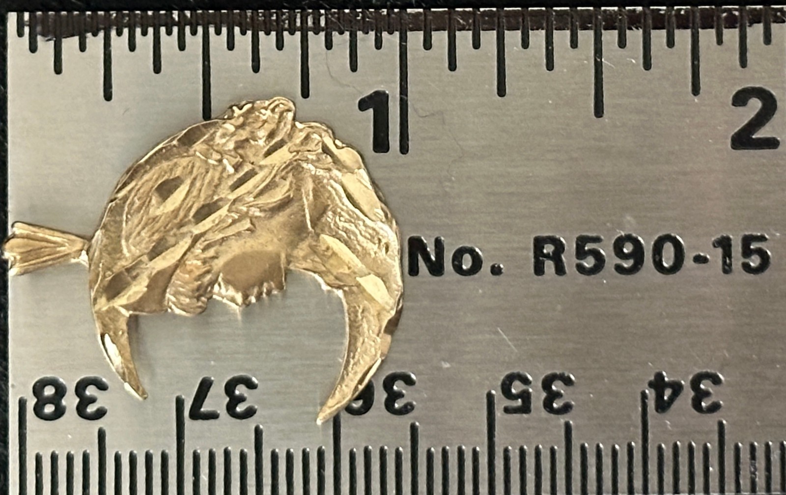 14k Yellow Gold Face in Crescent Moon Pendant Charm 2 Grams