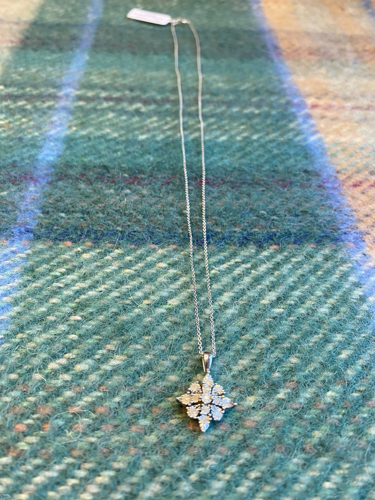 NWT Sterling Silver 925 Diamonds Cluster Snowflake Pendant & Necklace 18″ $200