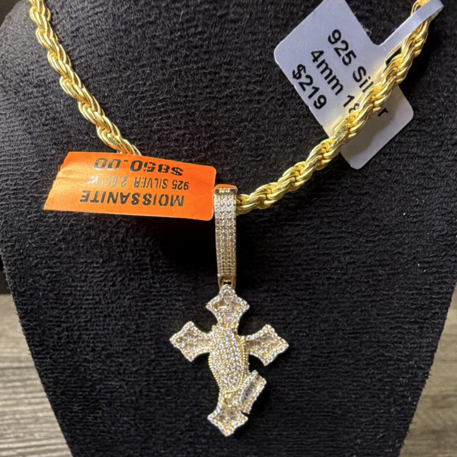 DM Moissanite Cross Pendant Necklace 925 Sterling Silver 18in Rope Gold