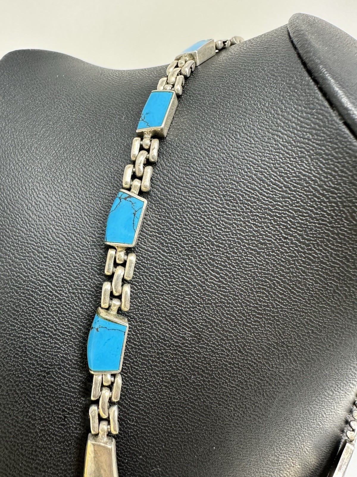 Sterling Silver Turquoise Pendant Choker Necklace 57g 17 In Modern Elegant Chic