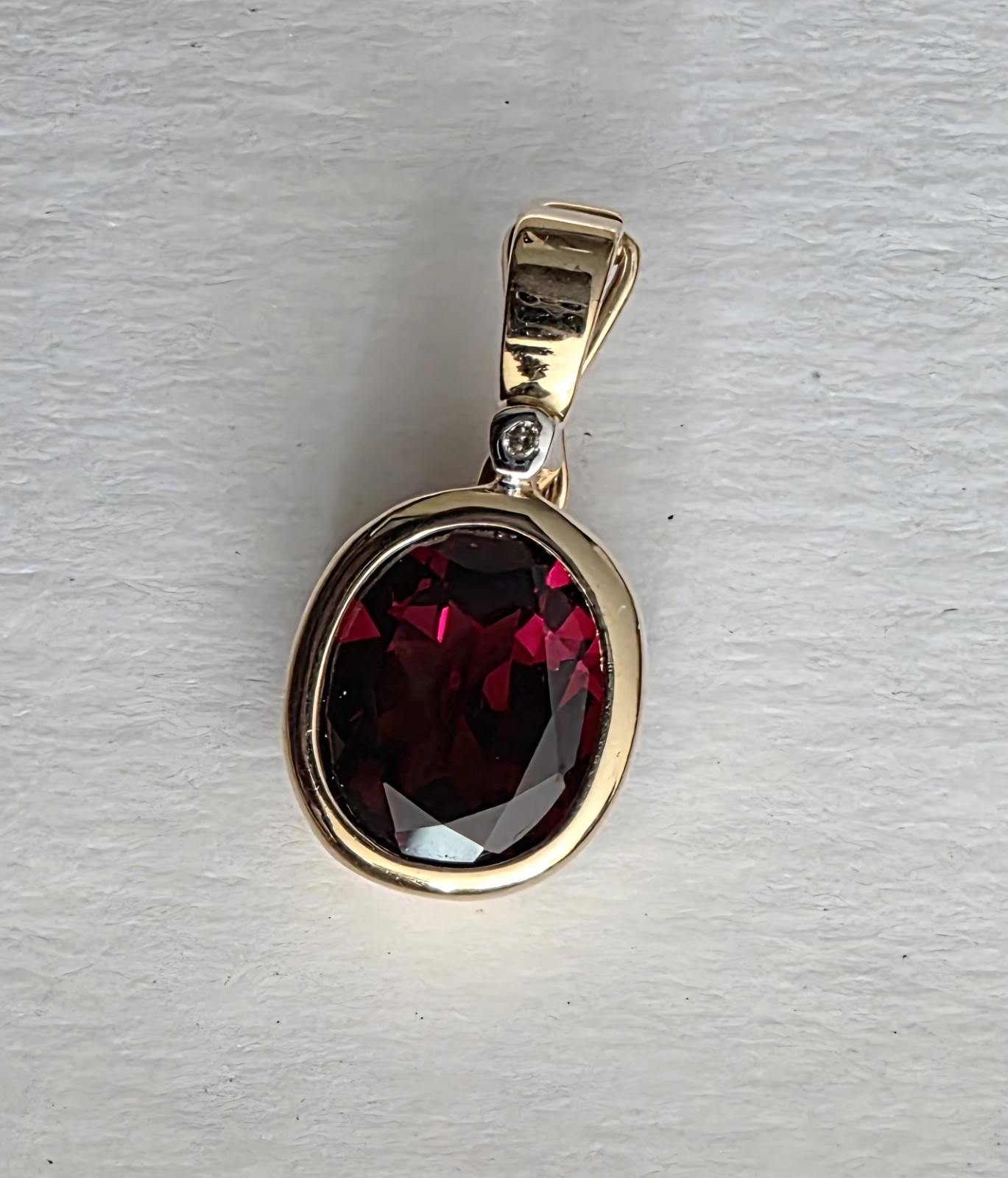 14K YG Garnet Pendant Enhancer