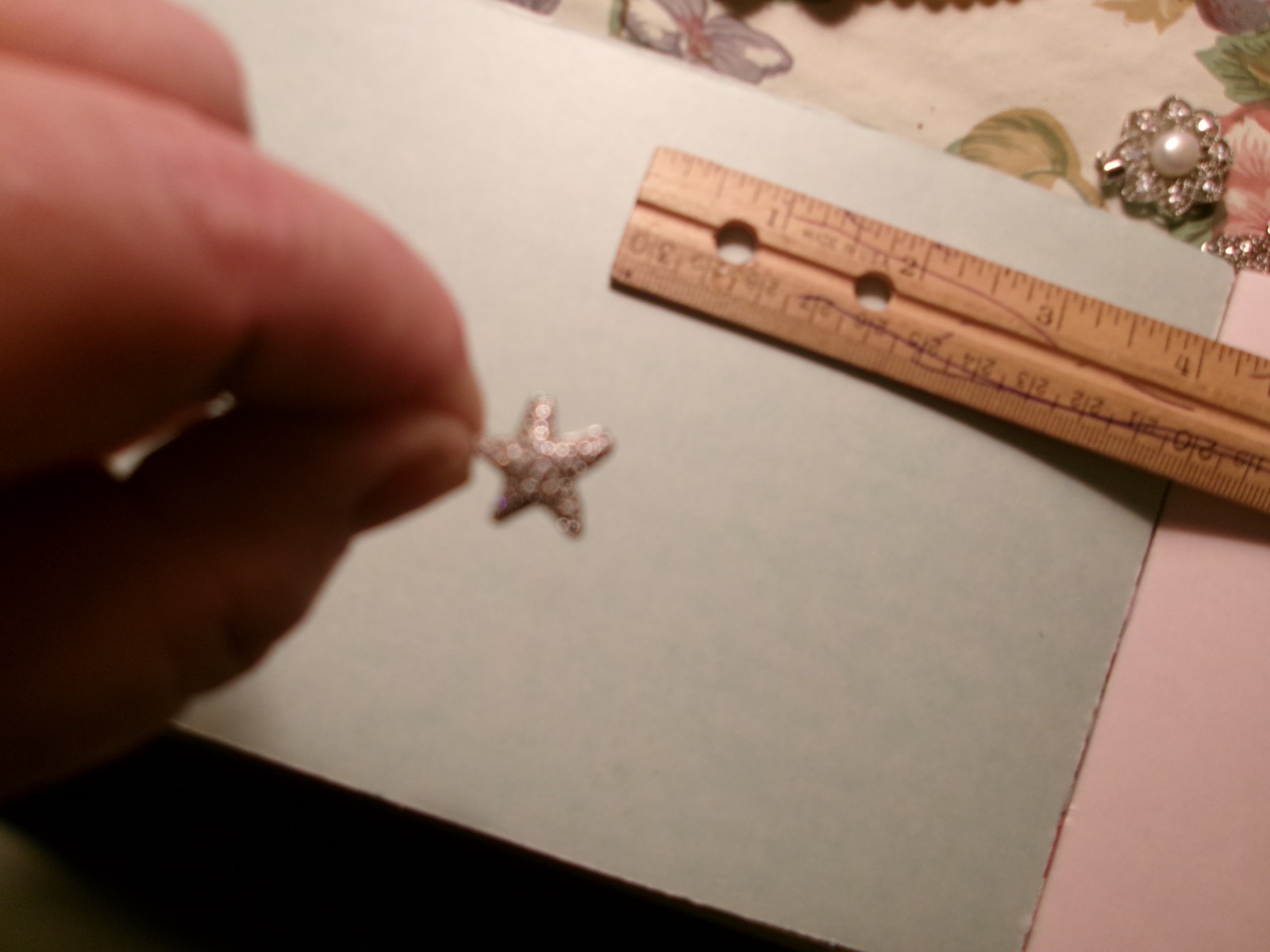 PEARL IN 2 STAR FISH NECKLACE