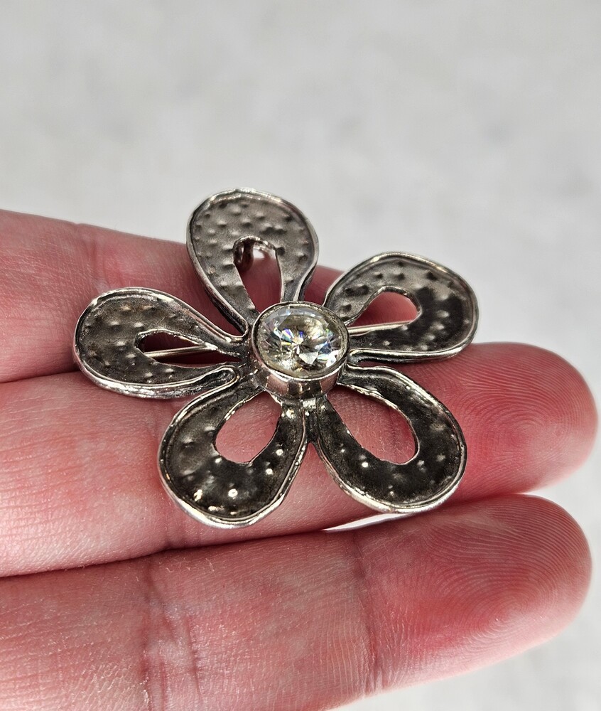 Silpada 925 Sterling Silver Flower Crystal Brooch Pin with Unbranded Necklace