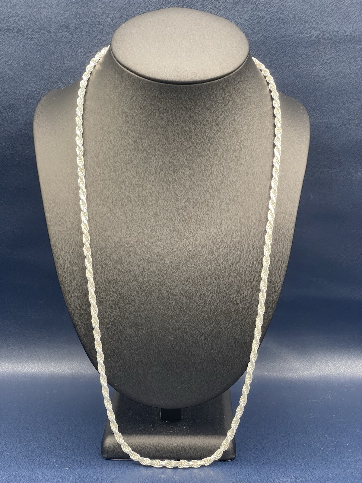 Sterling Silver 925 28 inch Italian Rope Chain 4 MM Lobster Clasp *40.5 GRAMS
