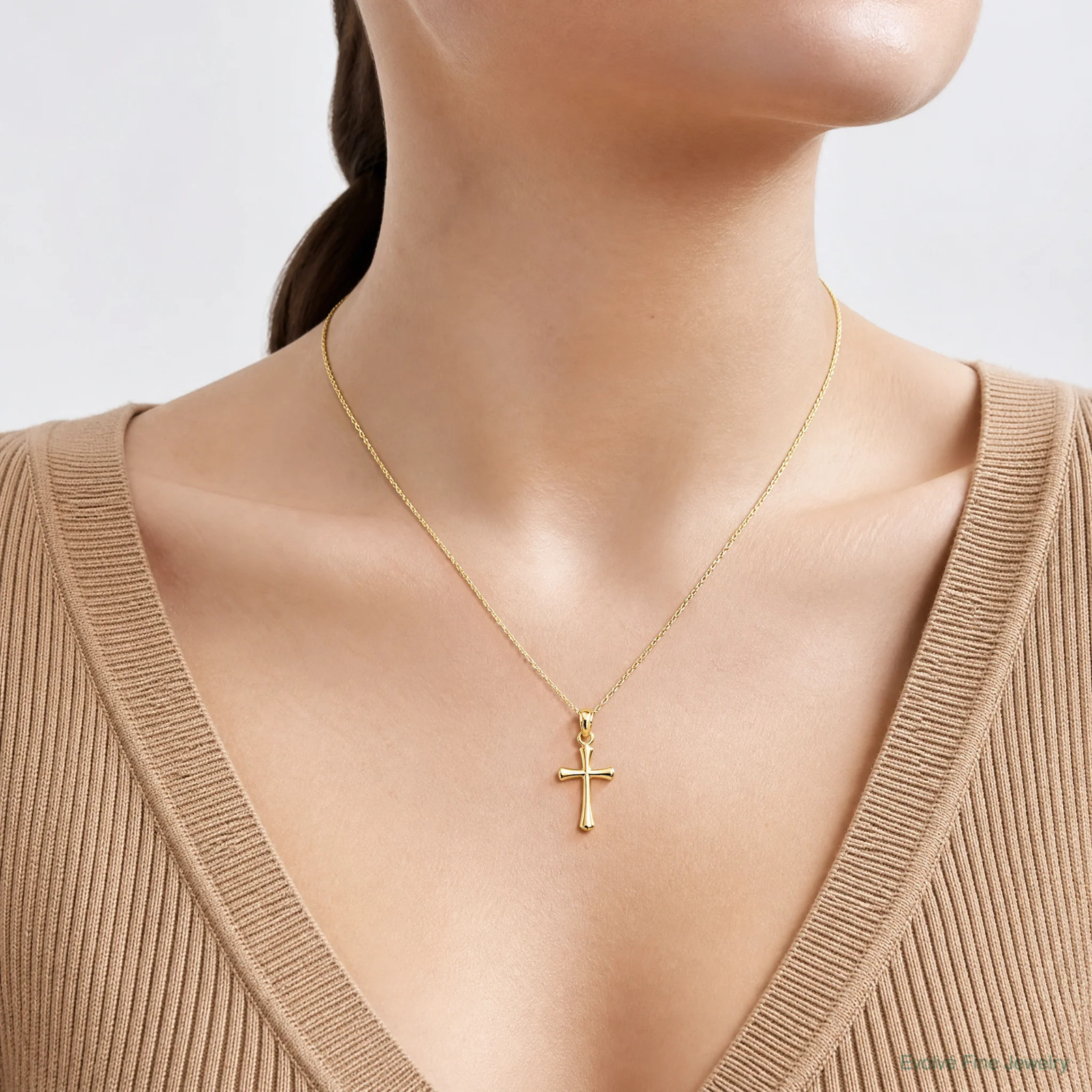 10K / 14K Yellow Gold Polished Beveled Cross W/ Round Tips Charm