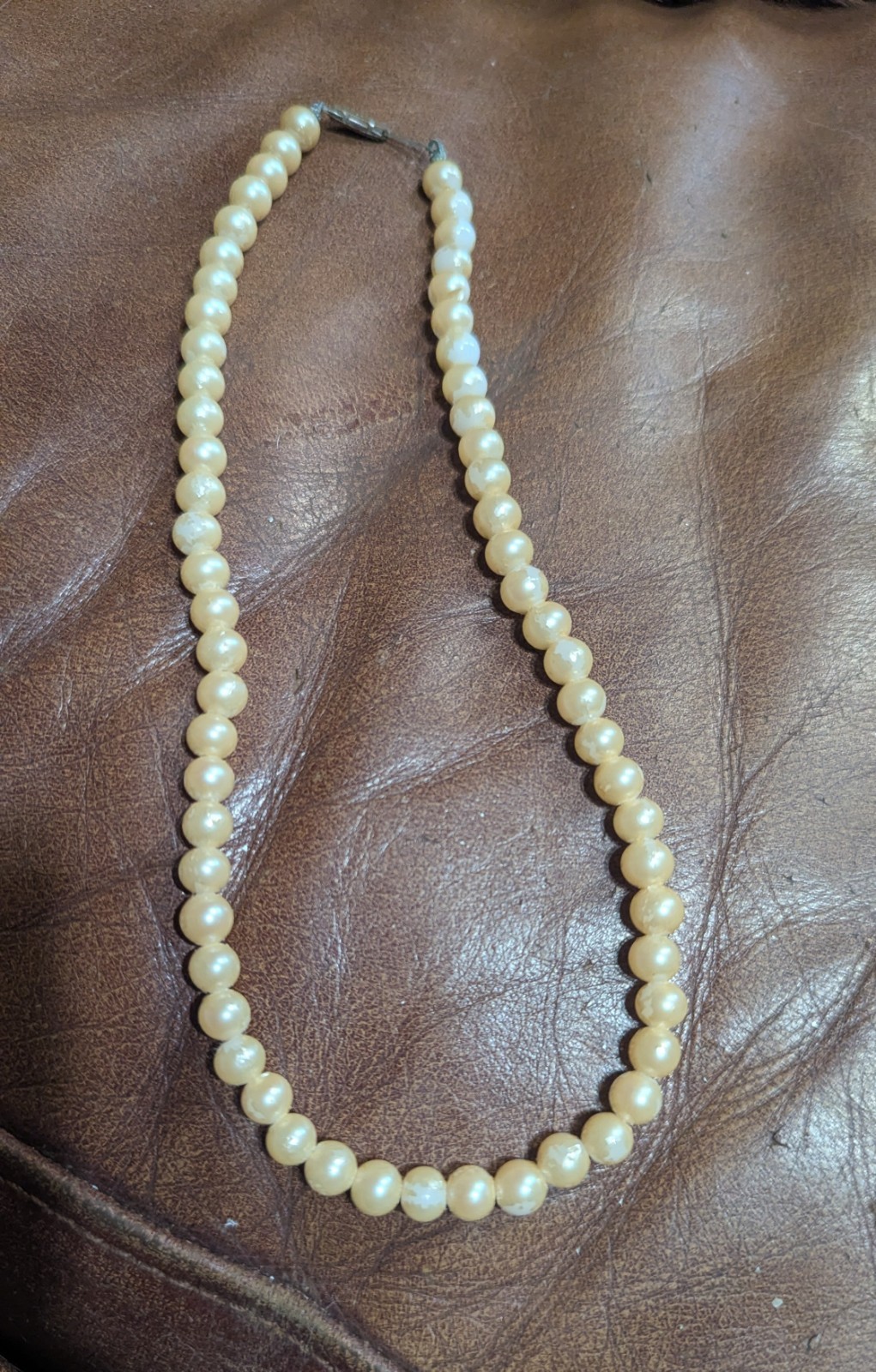 NEW Original Box Hallmark Cultured Pearls 16.5″ Strand With Paperwork