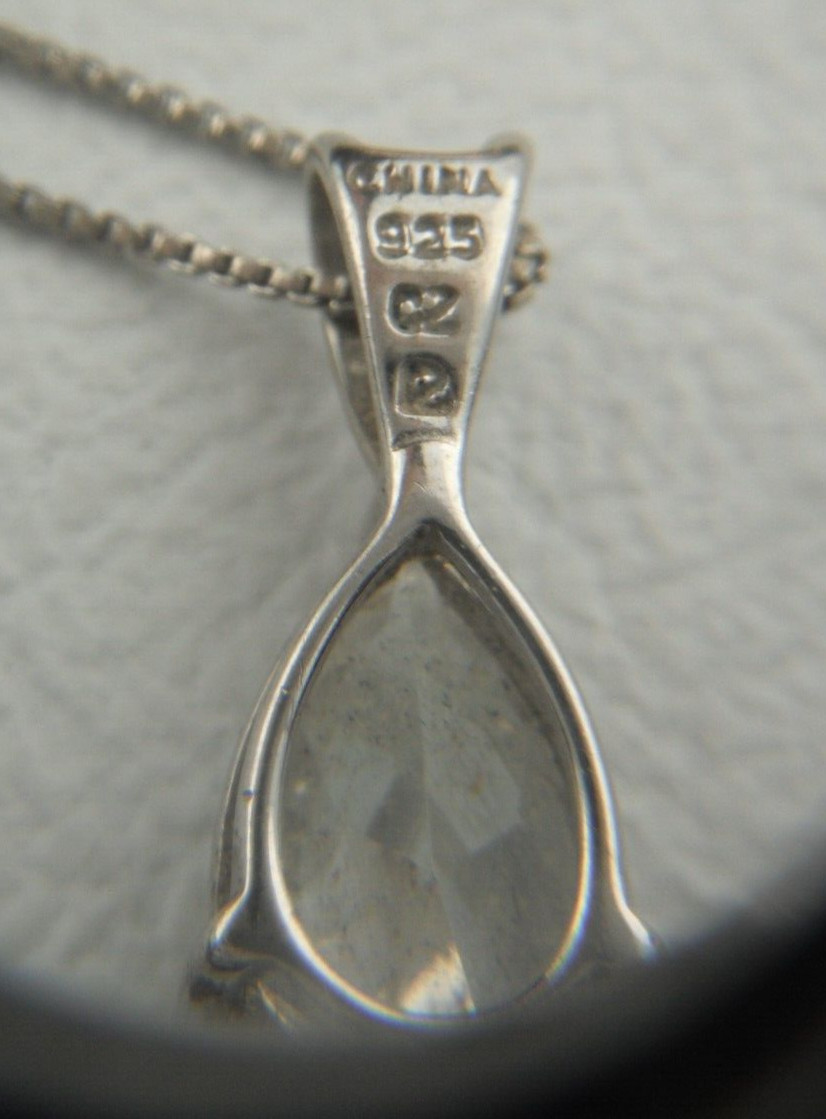 925 Teardrop Swarovski Pendant 925 1.51g Box Chain 18.5″ Spring Ring Clasp