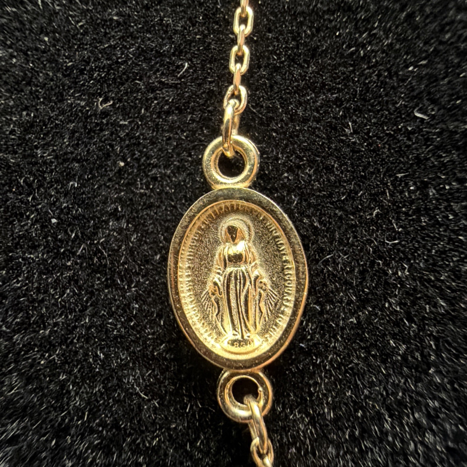 10k Gold Rosary Necklace w/ Medallion Cross Beads Spiritual Jewelry Elegant 17”