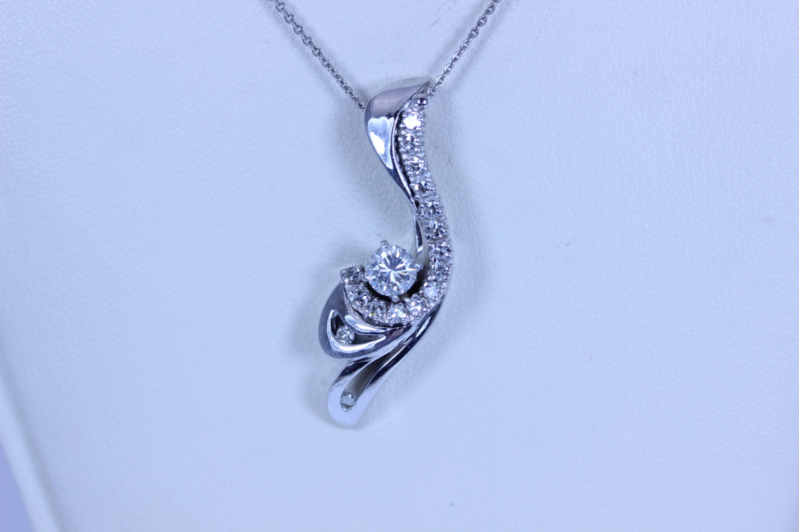 14K WG 1CTW SI1/G-H Diamond Custom Necklace 16-18″ with 1.5″ Pendant- 13121