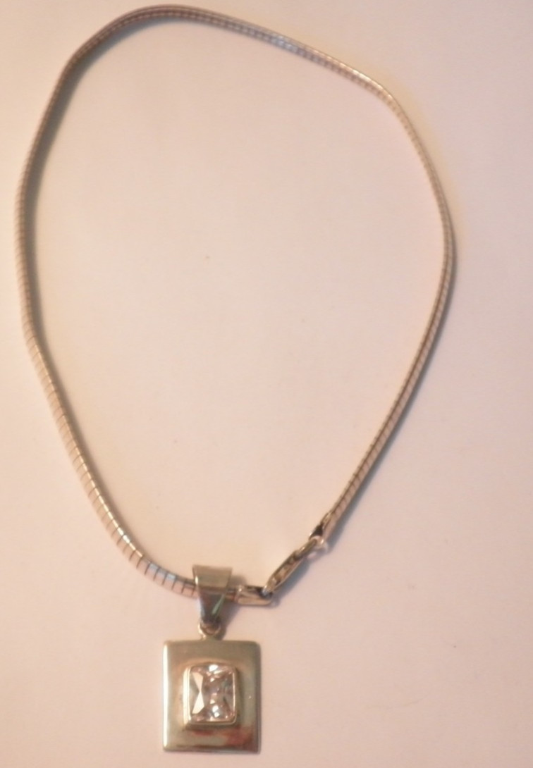 Sterling Silver 16″ Chain Necklace 7mm w/ Crystal Pendant 36.1 Grams-Excellent!