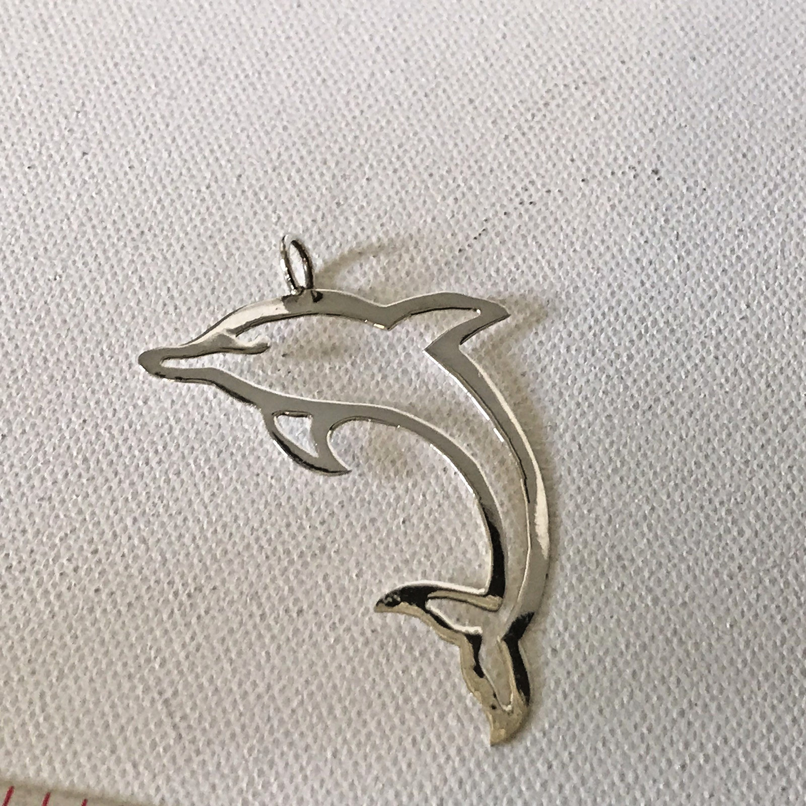 .925 Sterling Silver Dolphins Cutout Pendant 2grams
