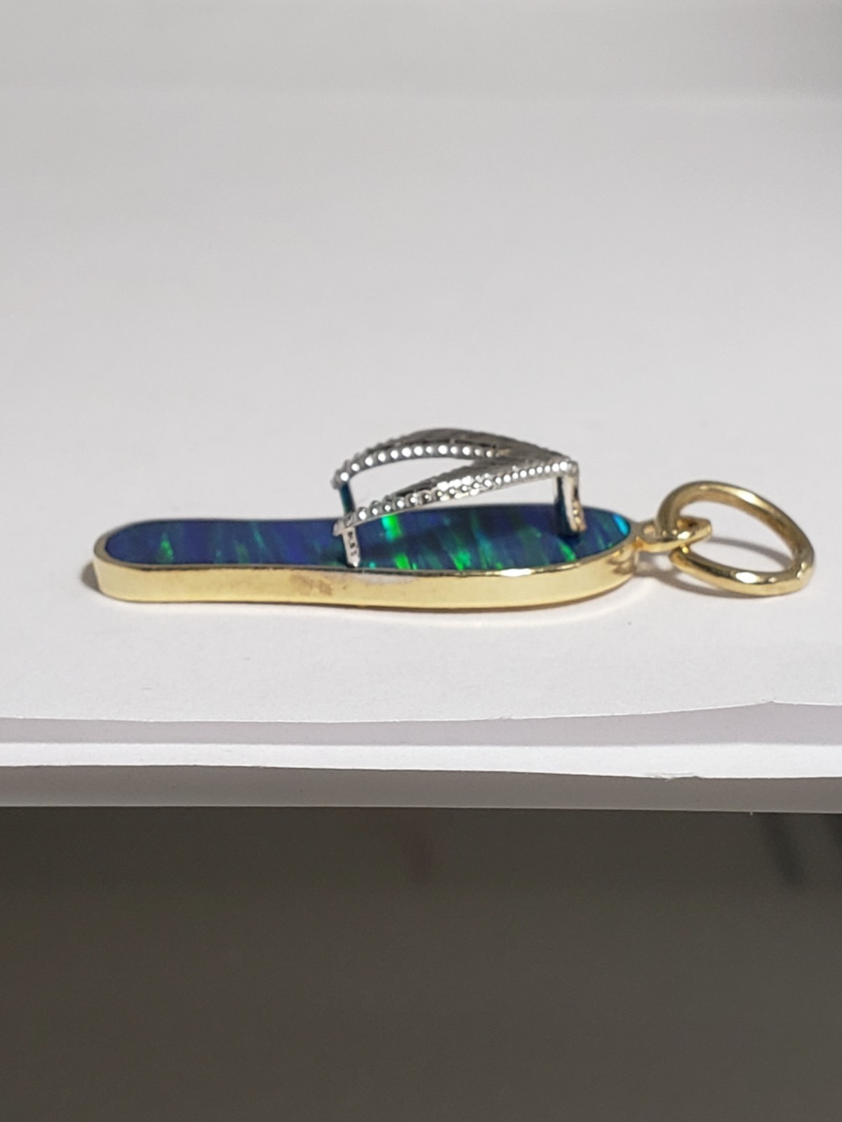 14 Karat Yellow Gold Flip Flop Pendant
