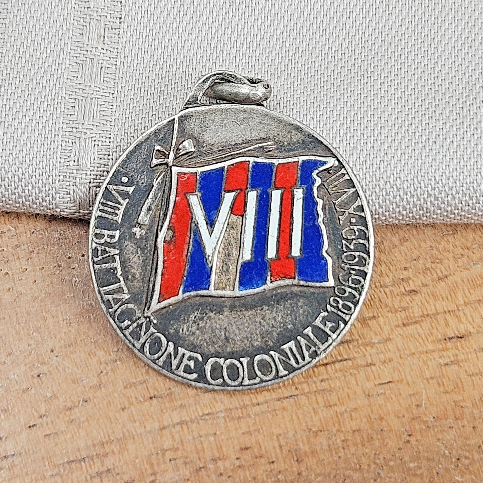 Vintage 800 Silver “VIII Battaglione Coloniale 1896-1939 XVII” Enamel Medallion