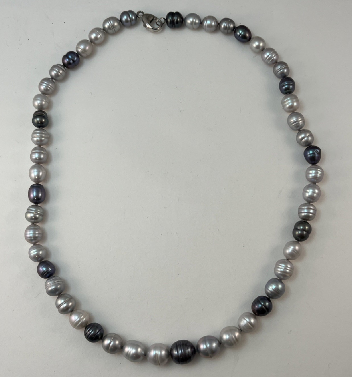 HONORA 925 Sterling Silver Gray and White Freshwater Pearl Necklace 20″