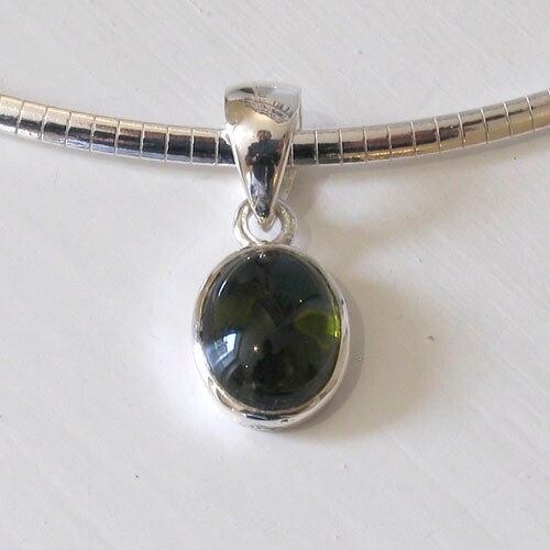 Green Tourmaline Pendant in Sterling Silver – 2.5 Carats, Eye Clean Oval Gem