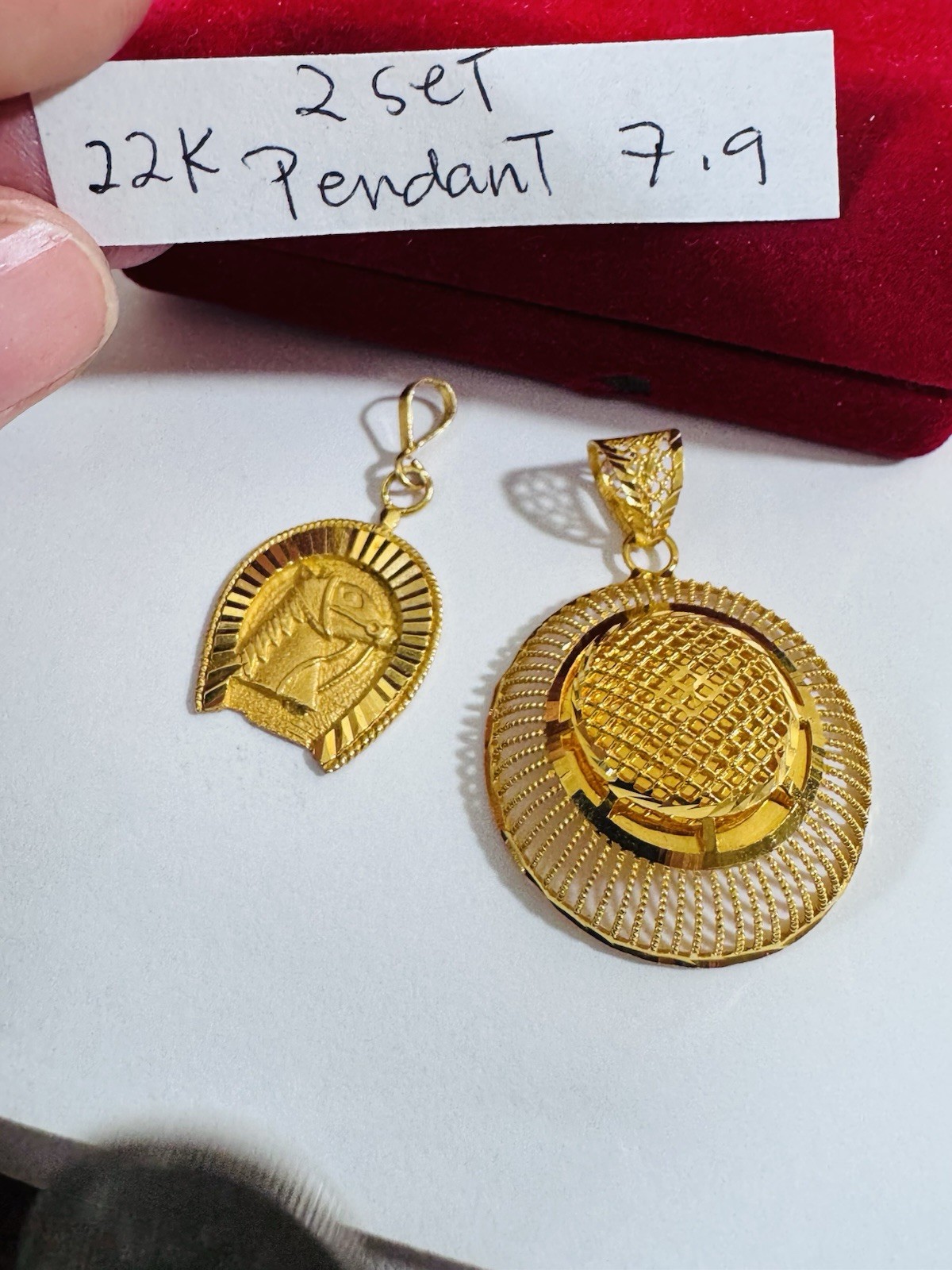 RARE Gold Two Set of Pendant 21K Horseshoe & 22K Round 7.9g