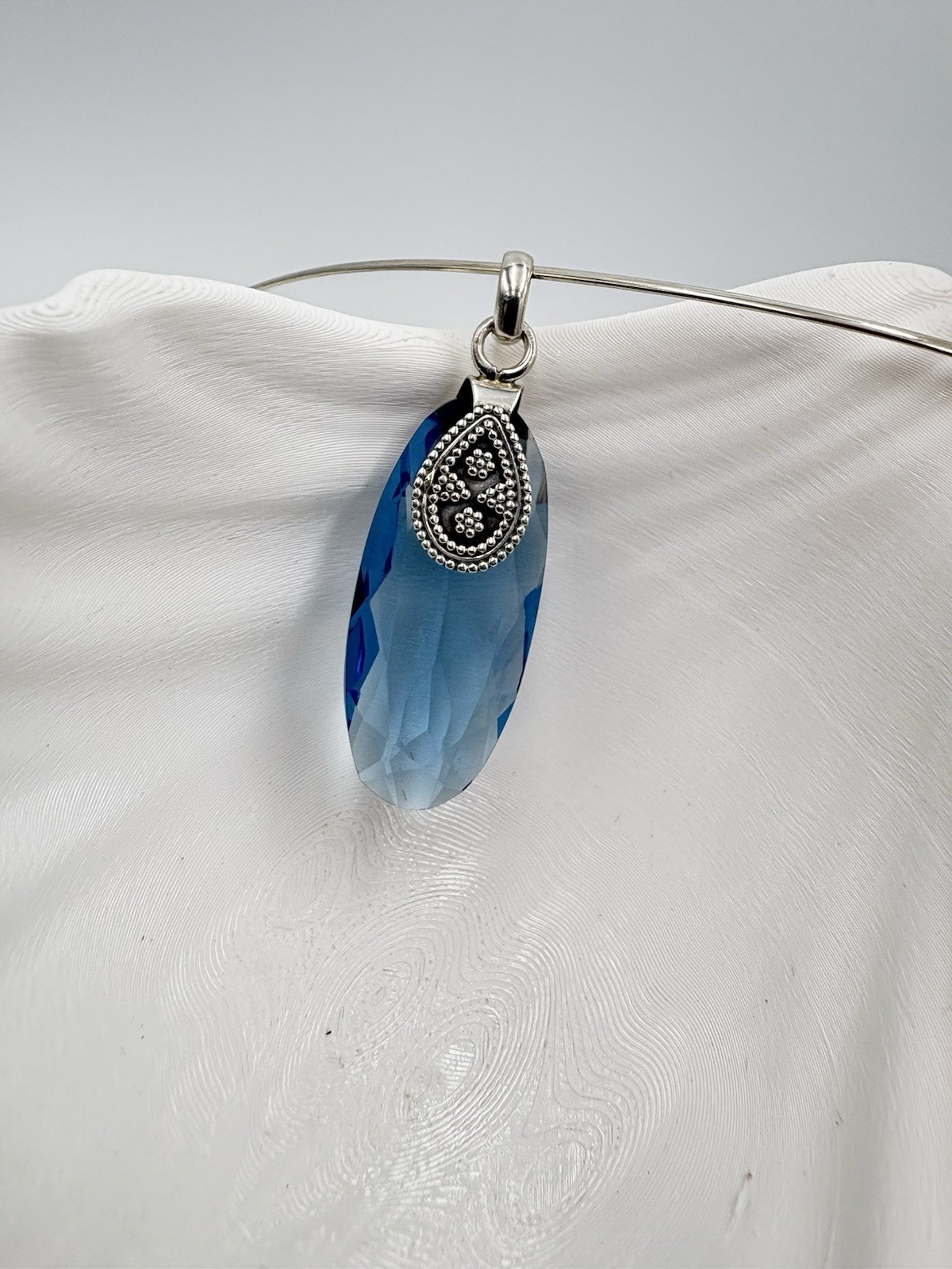 Sterling Silver Genuine 18CT Tanzanite Gemstone Teardrop Pendant-Pendant Only