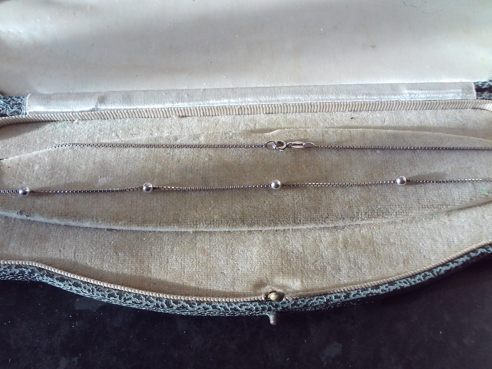925 silver 16″ chain 2 mm width box chain with 5 silver bobbles