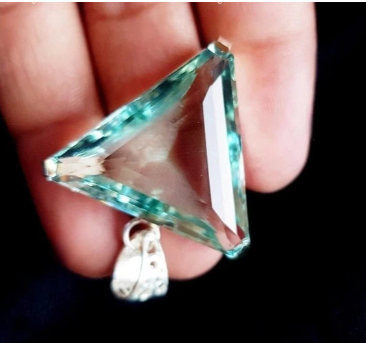 64 Ct Trillion Aquamarine Natural Topaz 925 Solid Silver Pendant Loose Gemstone