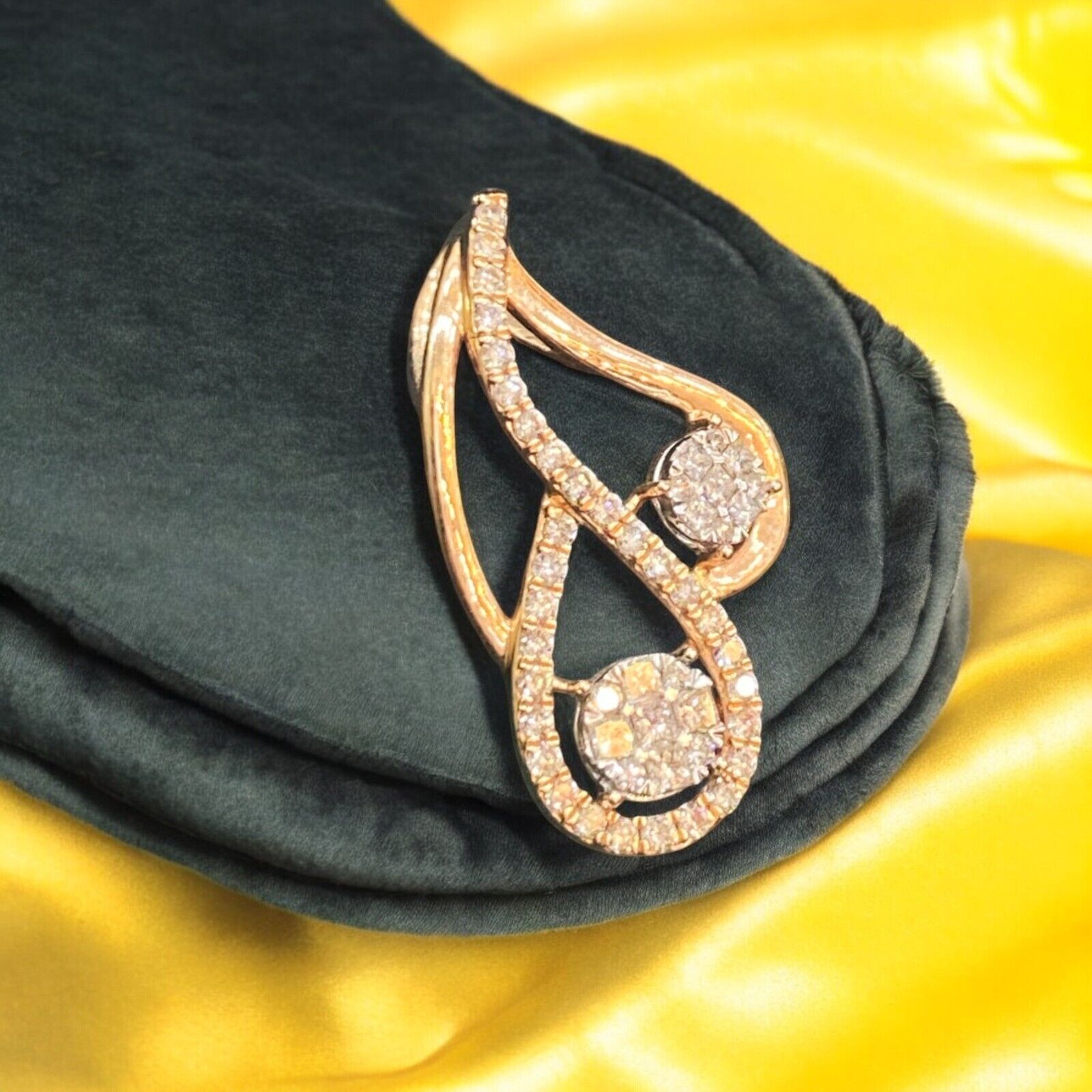 Pave 0.75 TCW Round Brilliant Cut Natural Diamonds Pendant In Certified 14K Gold