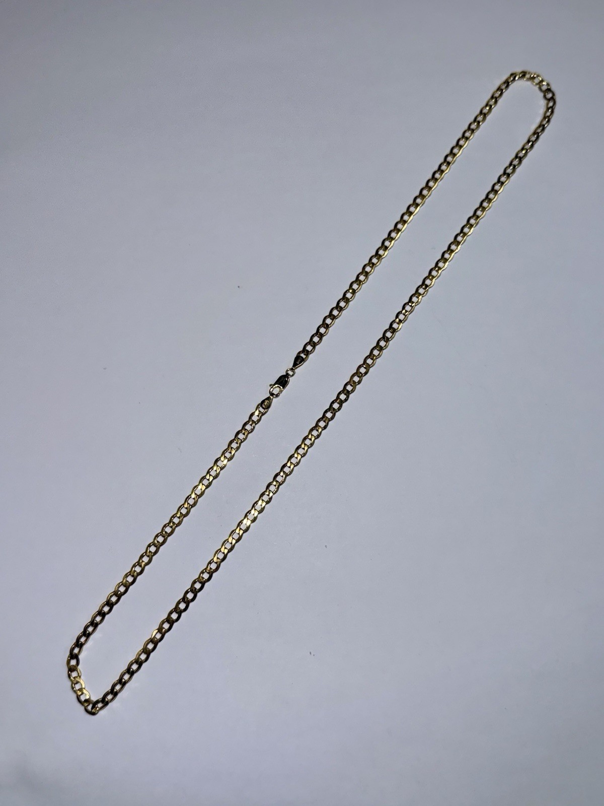 ESTATE Solid 10K Gold Semi-Hollow 3.9mm Curb Chain Necklace 22”