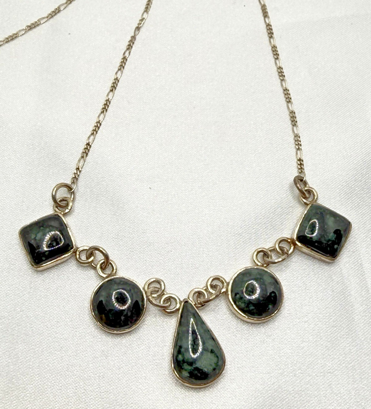 Vintage Italy 925 Sterling Silver Figaro Necklace 5 Geometric Green Stone Charms